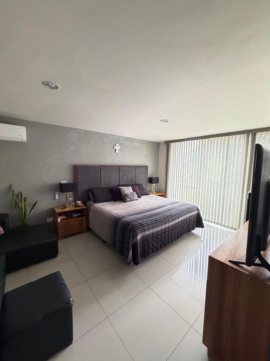 House in Gated Community in Valle Imperial, Zapopan, photo 11 of 34