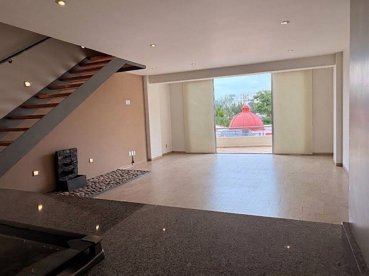 Apartamento em dois níveis com terraço privado para ALUGUEL., foto 1 de 21