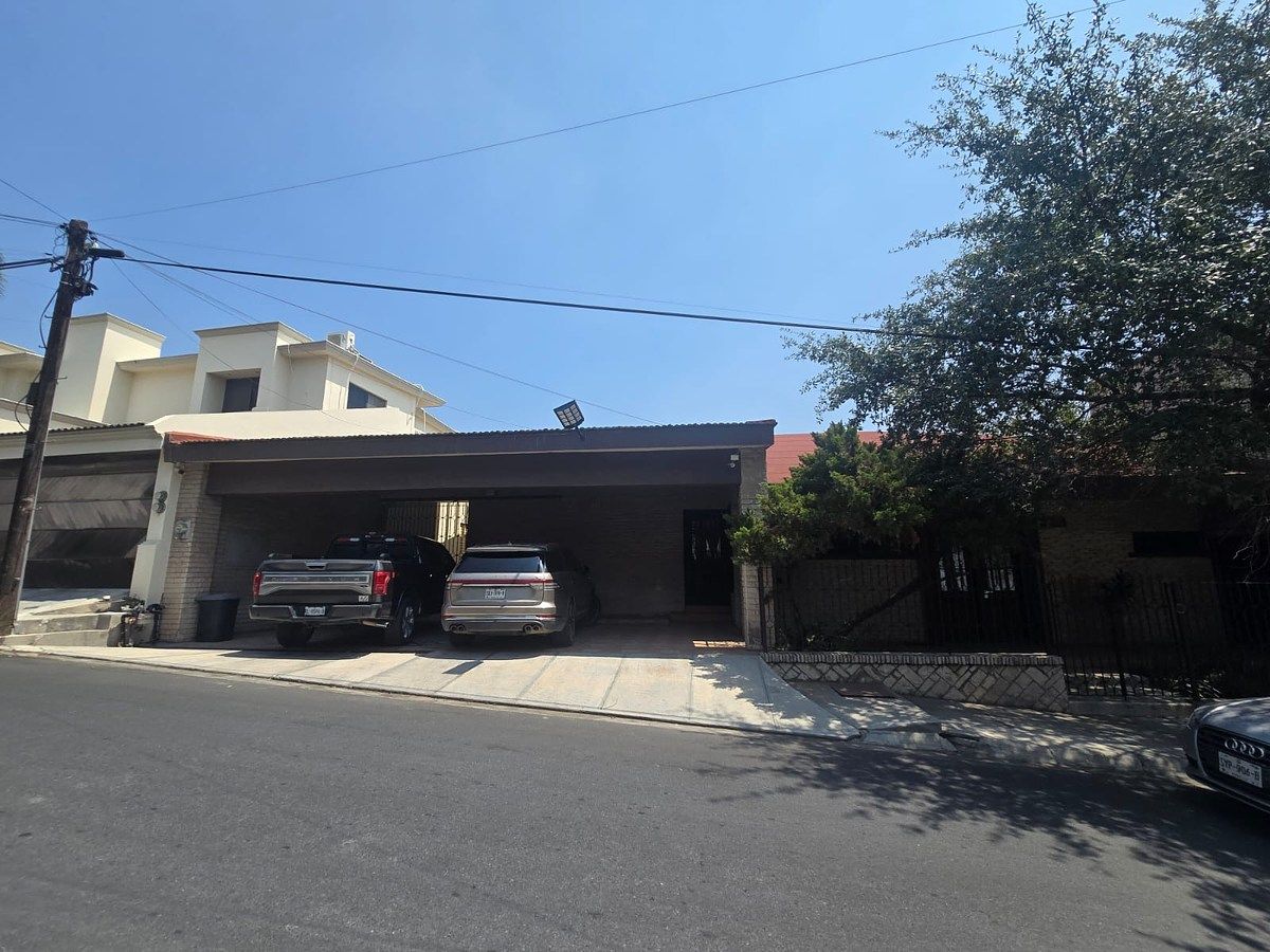 Casa para alugar em Colinas de San Jerônimo — ideal para escritório ou residência, foto 1 de 30
