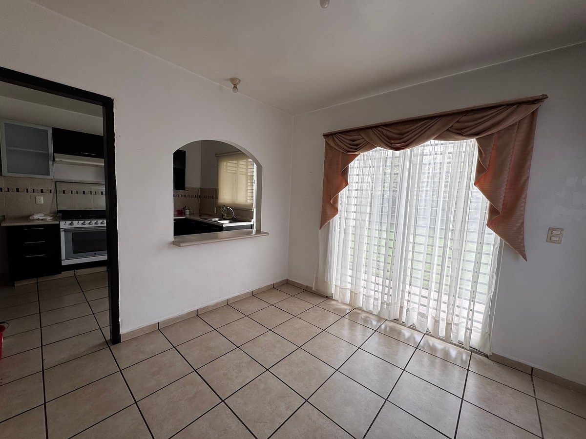 RENT RESIDENTIAL HOUSE FORESTA METEPEC, photo 1 of 12