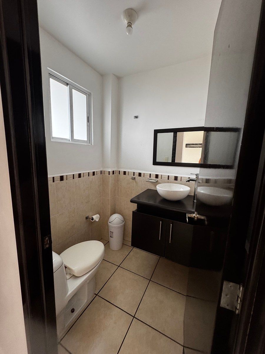 House in Gated Community in Residencial Foresta, Metepec, photo 3 of 12