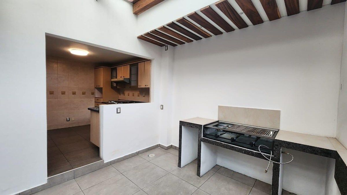 House in Parque Residencial Coacalco, Ecatepec de Morelos, photo 8 of 46