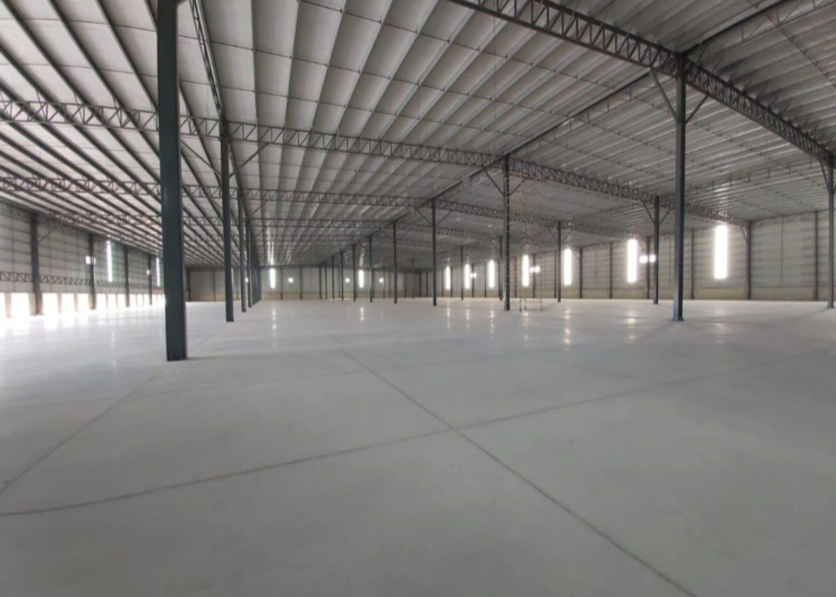 Nave industrial en Alcalá Martín, Mérida, foto 4 de 6