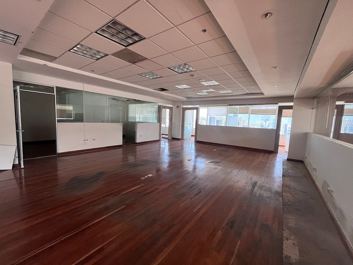 Sala Comercial em Del Valle Oriente, San Pedro Garza García, foto 5 de 12