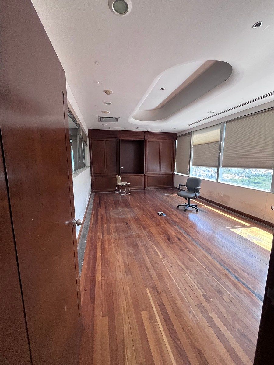 Sala Comercial em Del Valle Oriente, San Pedro Garza García, foto 6 de 12