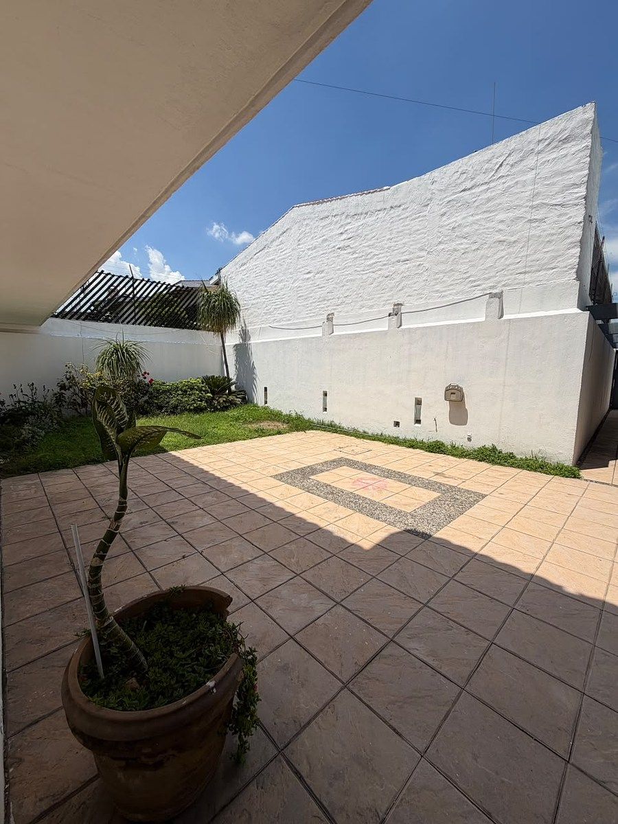 Casa em El Mante, Zapopan, foto 3 de 9