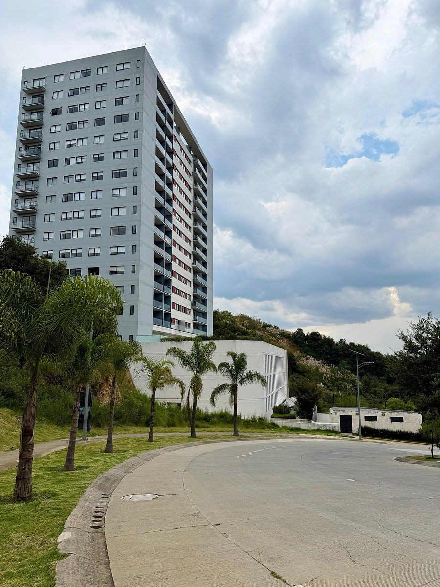 RENT APARTMENT IN BOSQUE REAL TORRE MORAT, photo 1 of 24