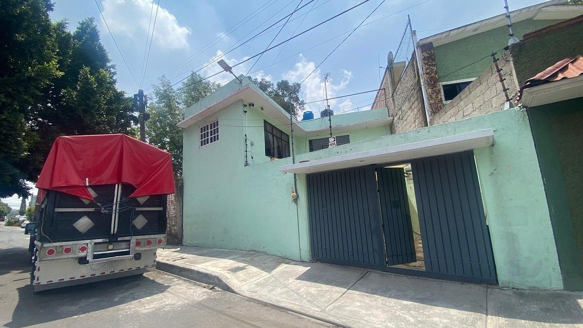 FACHADA, foto 1 de 18