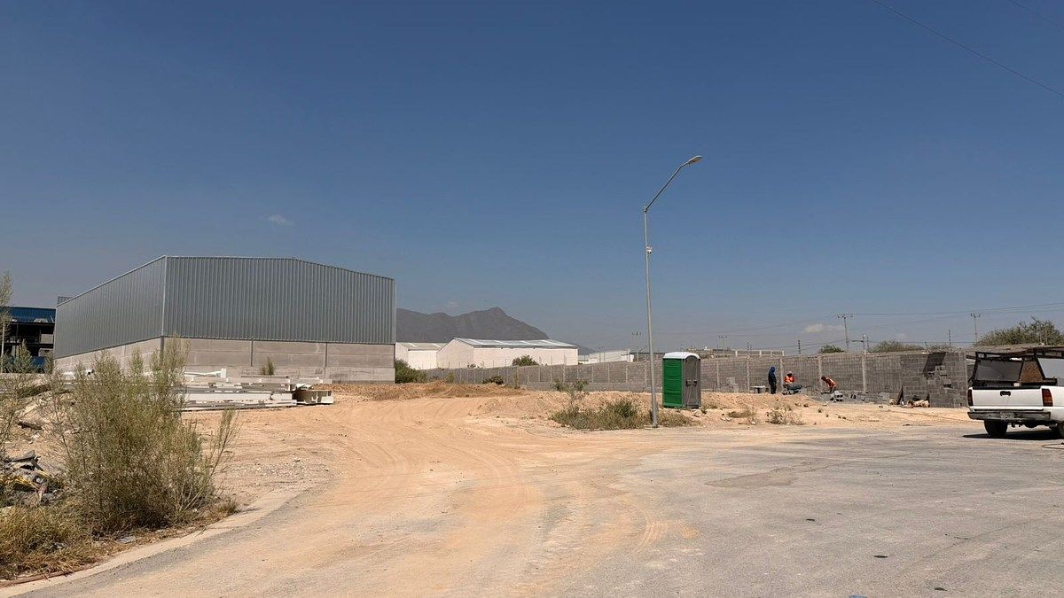Galpão industrial em Magna Industrial Park, Santa Catarina, foto 8 de 9