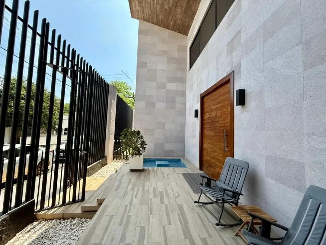 Casa em Bosques del Valle, San Pedro Garza García, foto 2 de 15