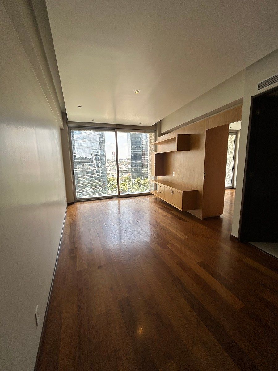 Apartamento esplêndido com varandas para alugar na península Arcos Santa Fe, foto 1 de 17