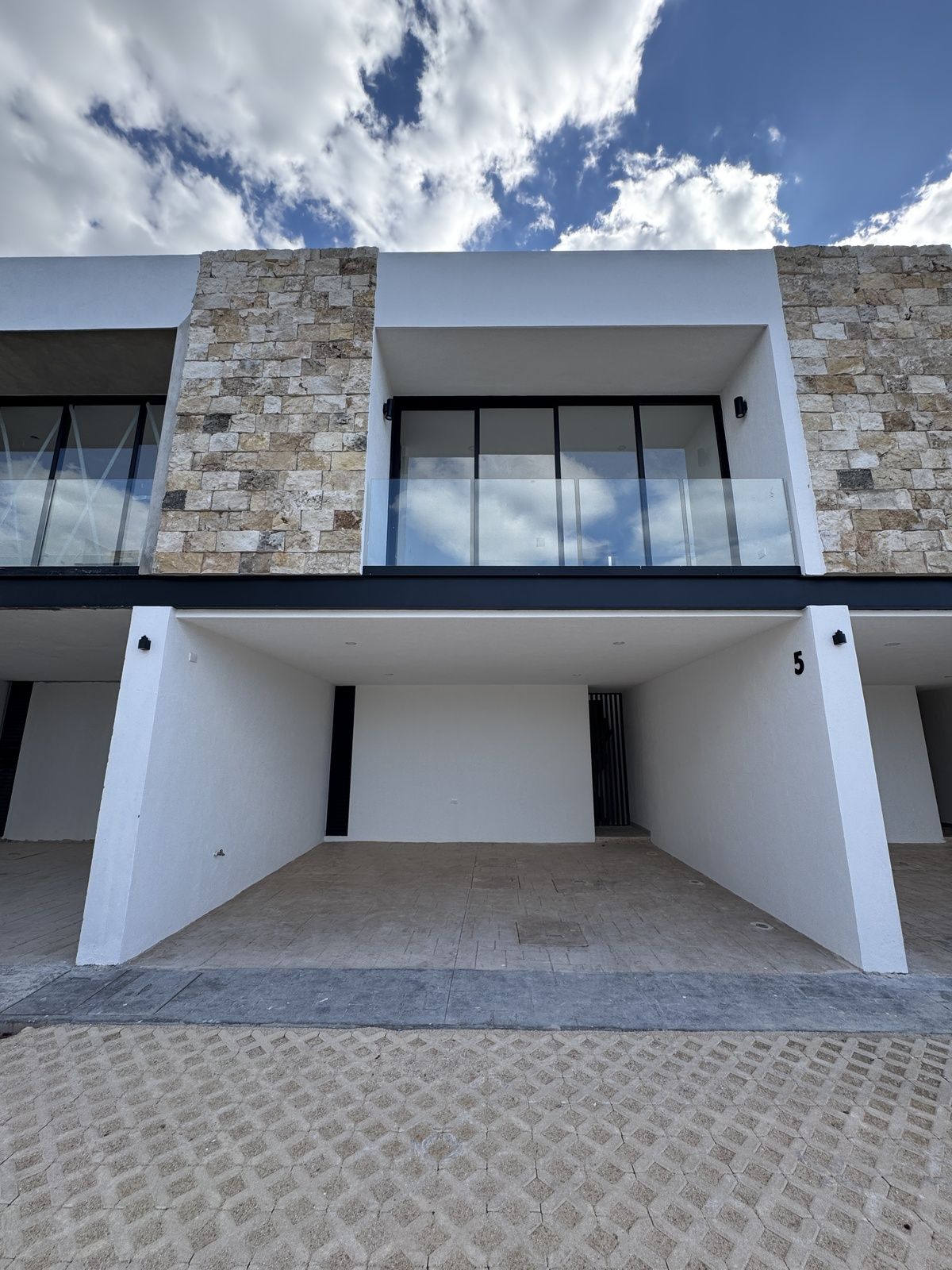 En venta Townhouse de 2 habitaciones en Cholul., foto 1 de 22