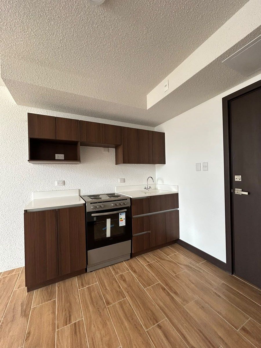 Apartamento en Zona 1, Guatemala, foto 3 de 12