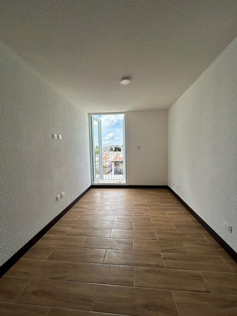 Apartamento en Zona 1, Guatemala, foto 2 de 12
