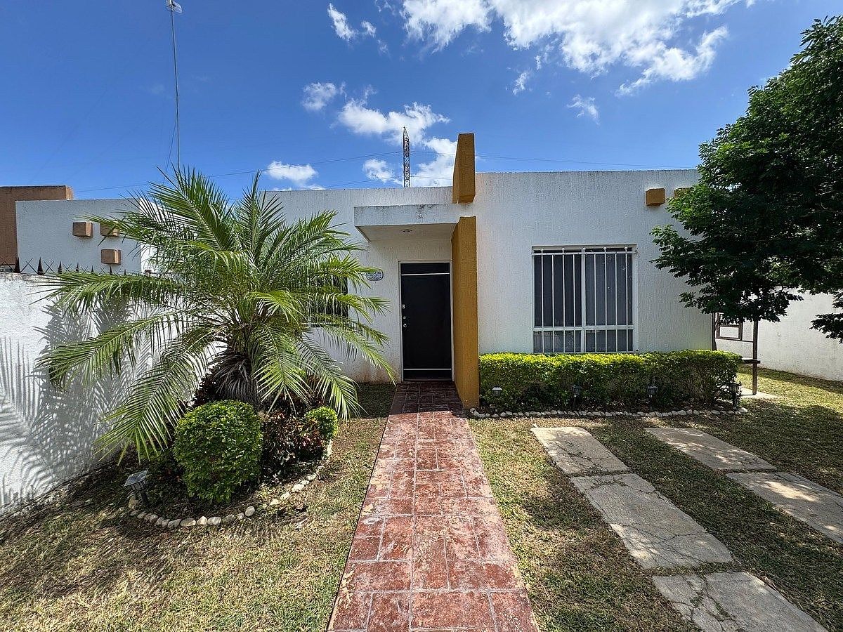 SE VENDE CASA EN CAUCEL, EN LA ESQUINA,AL PONIENTE DE MERIDA YUC., foto 1 de 24