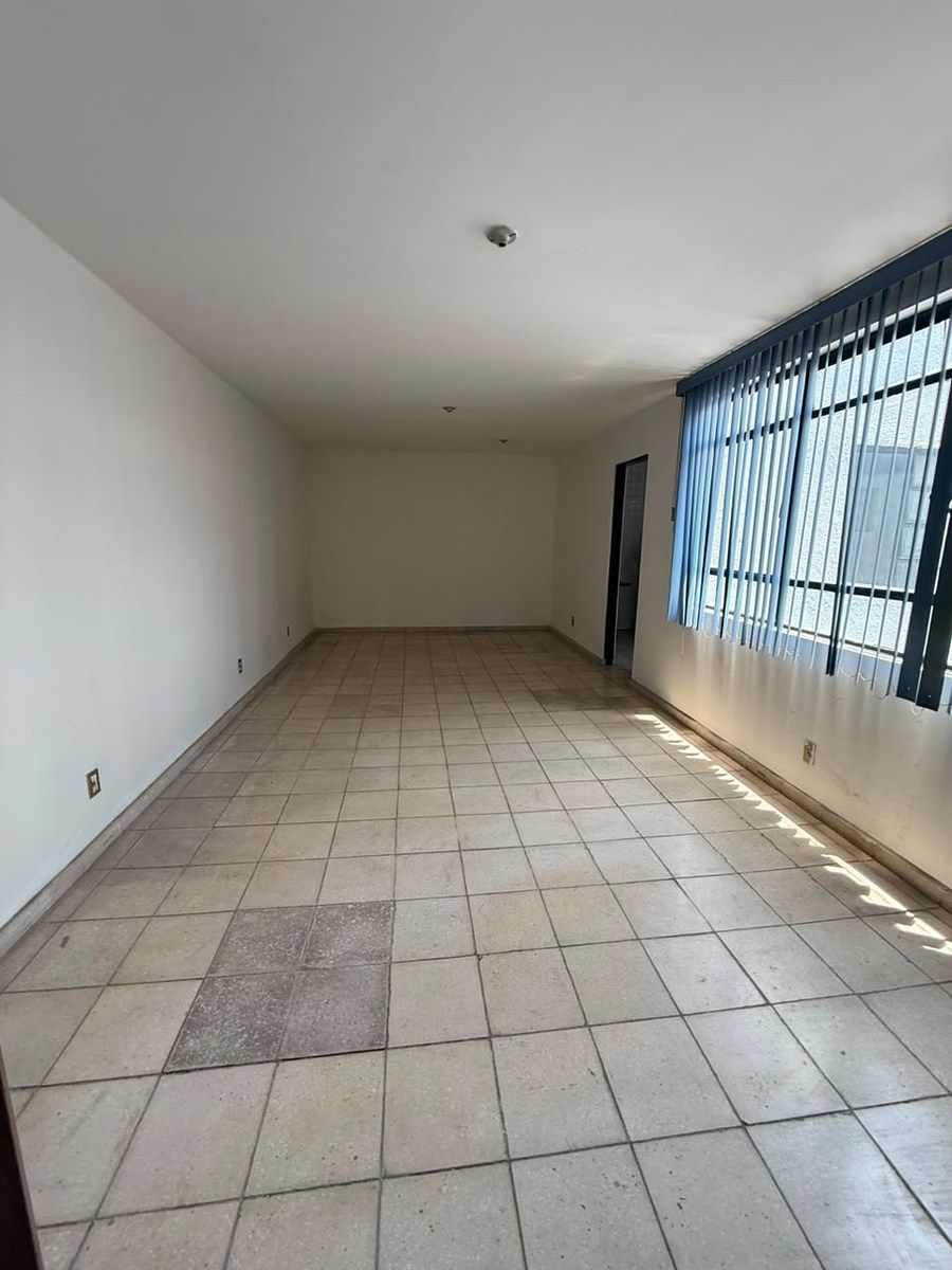Sala Comercial em Ladrón de Guevara, Guadalajara, foto 6 de 49