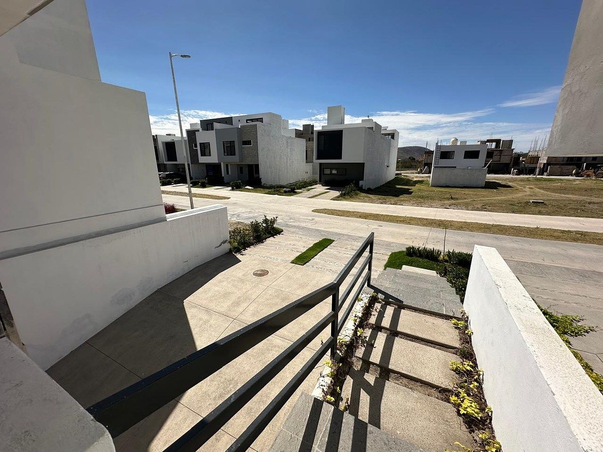 Casa em Las Grullas, Tlajomulco de Zúñiga, foto 2 de 23