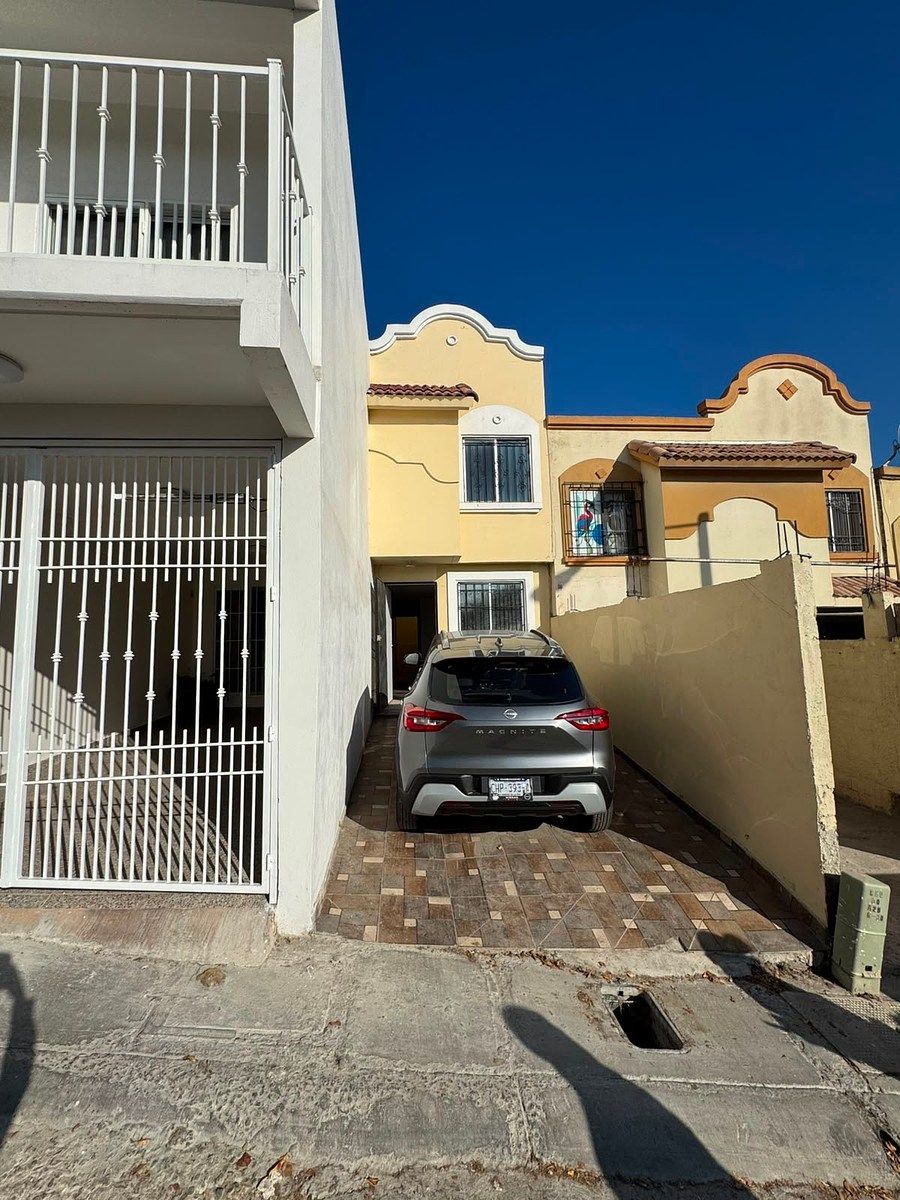 CG  CASA EN RENTA – QUINTA SECCIÓN DE SANTA FE ✨, foto 1 de 19