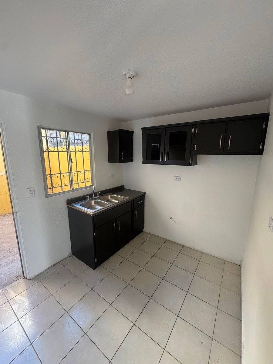Casa en Villa Residencial Santa Fe 5ta. Sección, Tijuana, foto 2 de 19