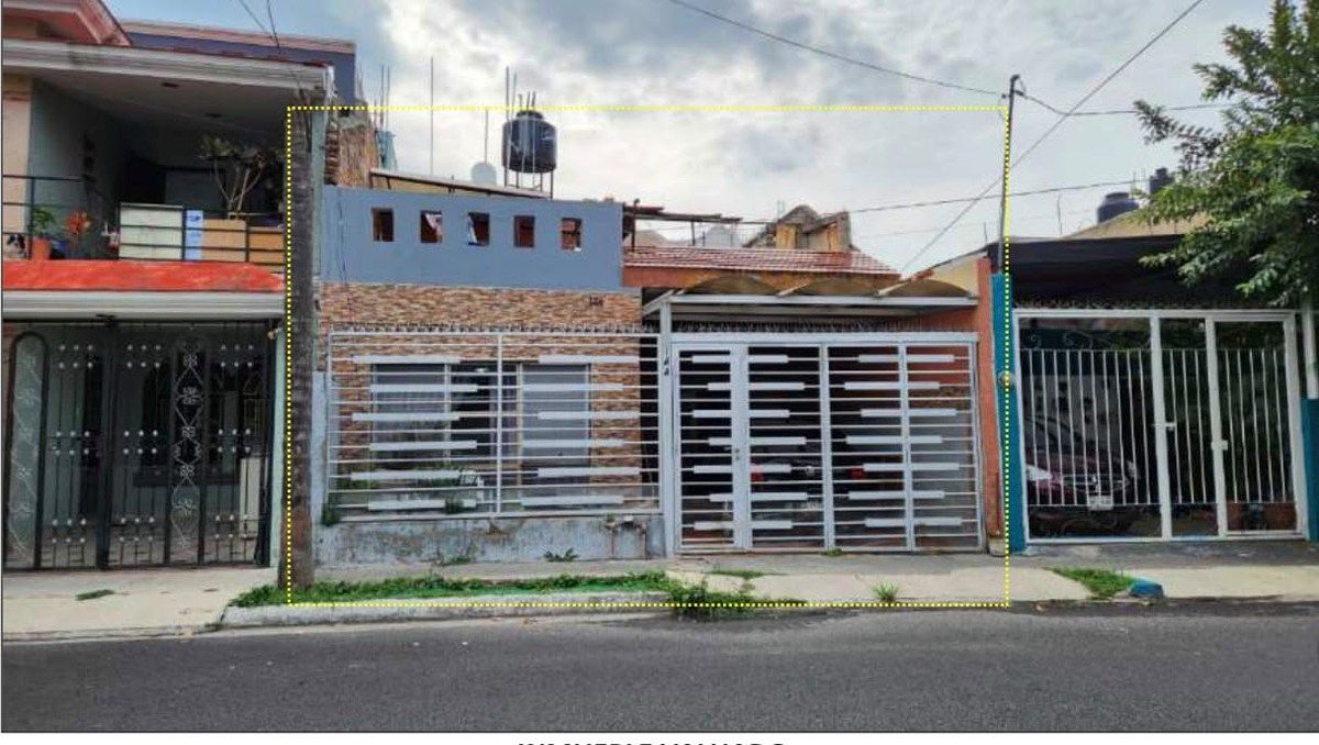 CASA À VENDA · RESIDENCIAL PONIENTE, ZAPOPAN, foto 1 de 10