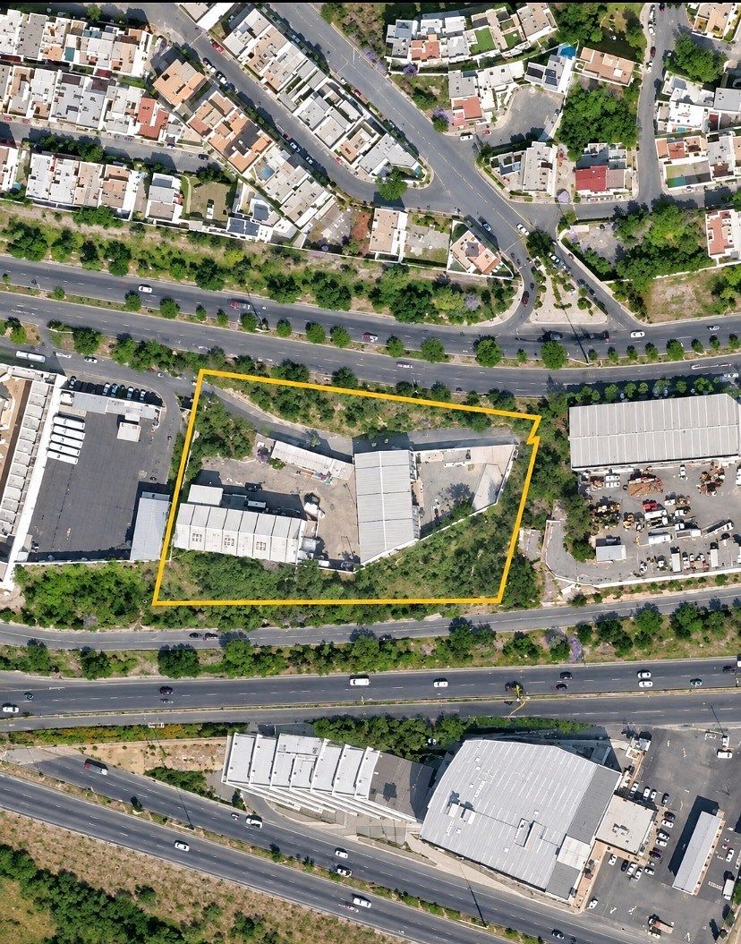 TERRENO EN VENTA DE USO MIXTO, foto 1 de 14