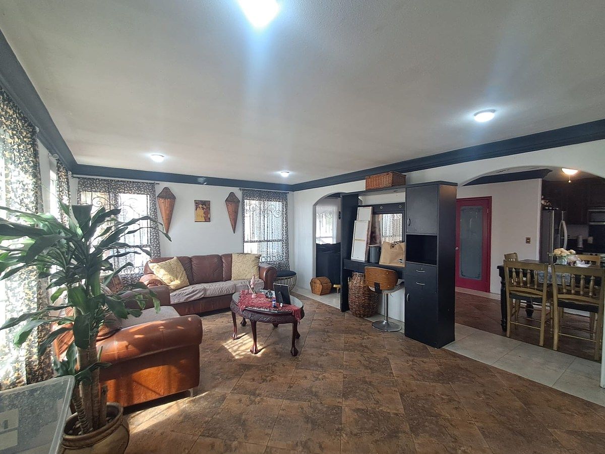 Casa en La Gloria, Tijuana, foto 4 de 28