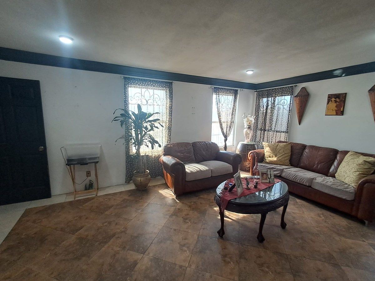Casa en La Gloria, Tijuana, foto 3 de 28