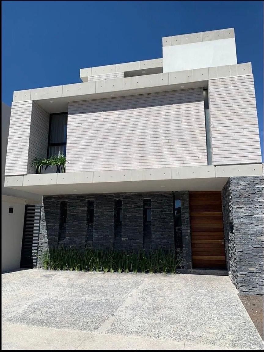 CASA À VENDA EM QUERÉTARO JURIQUILLA, foto 1 de 19
