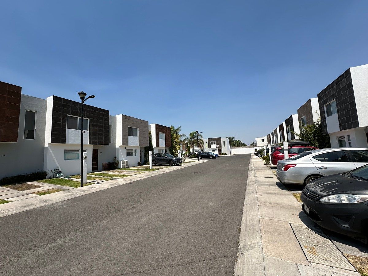 House in Gated Community in Residencial el Refugio, Querétaro, photo 4 of 26