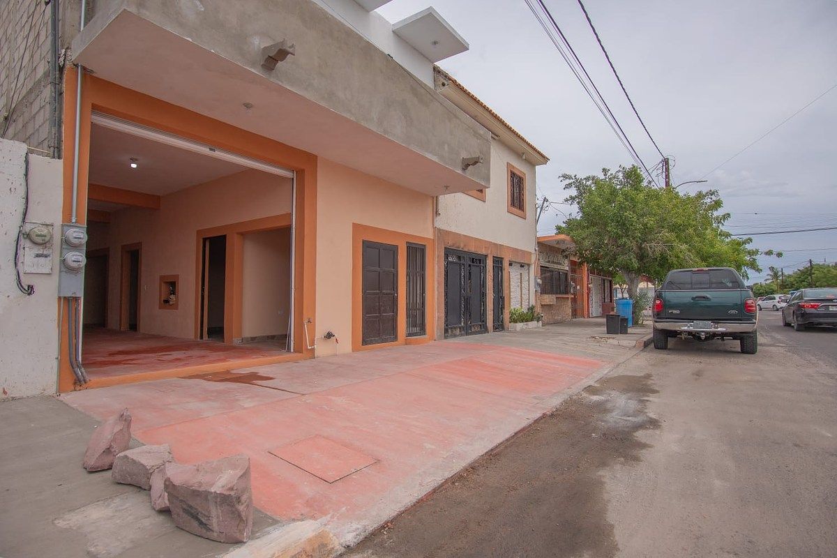 Galpão comercial em Las Arboledas, La Paz, foto 2 de 12