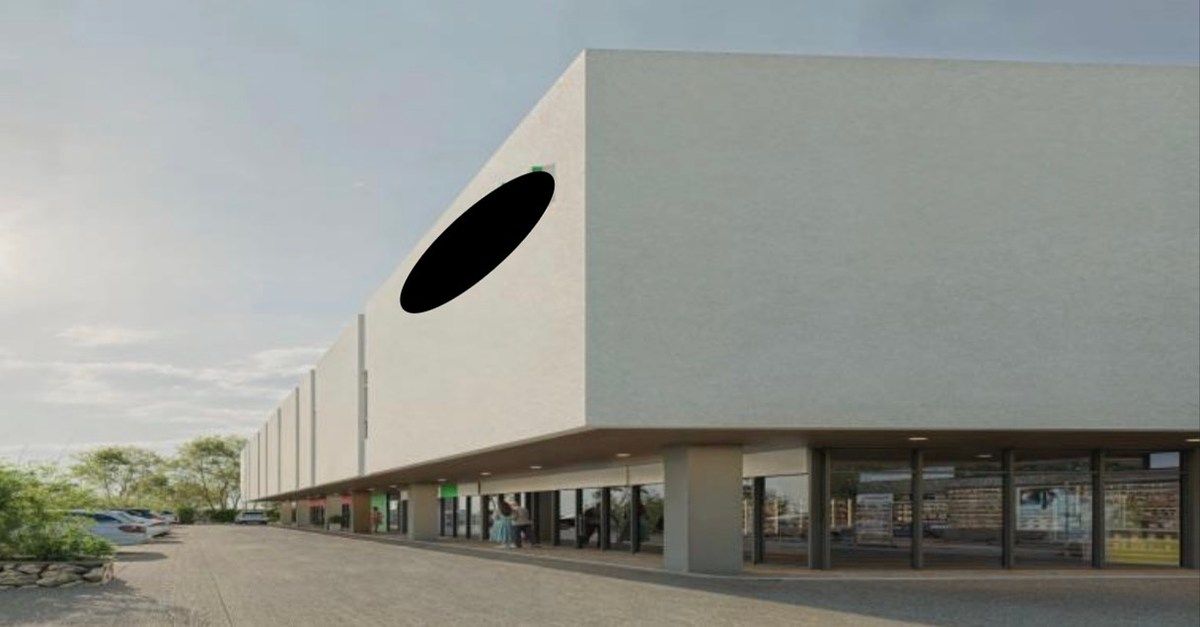 Plaza en Ciudad Juan Bosch, foto 1 de 3