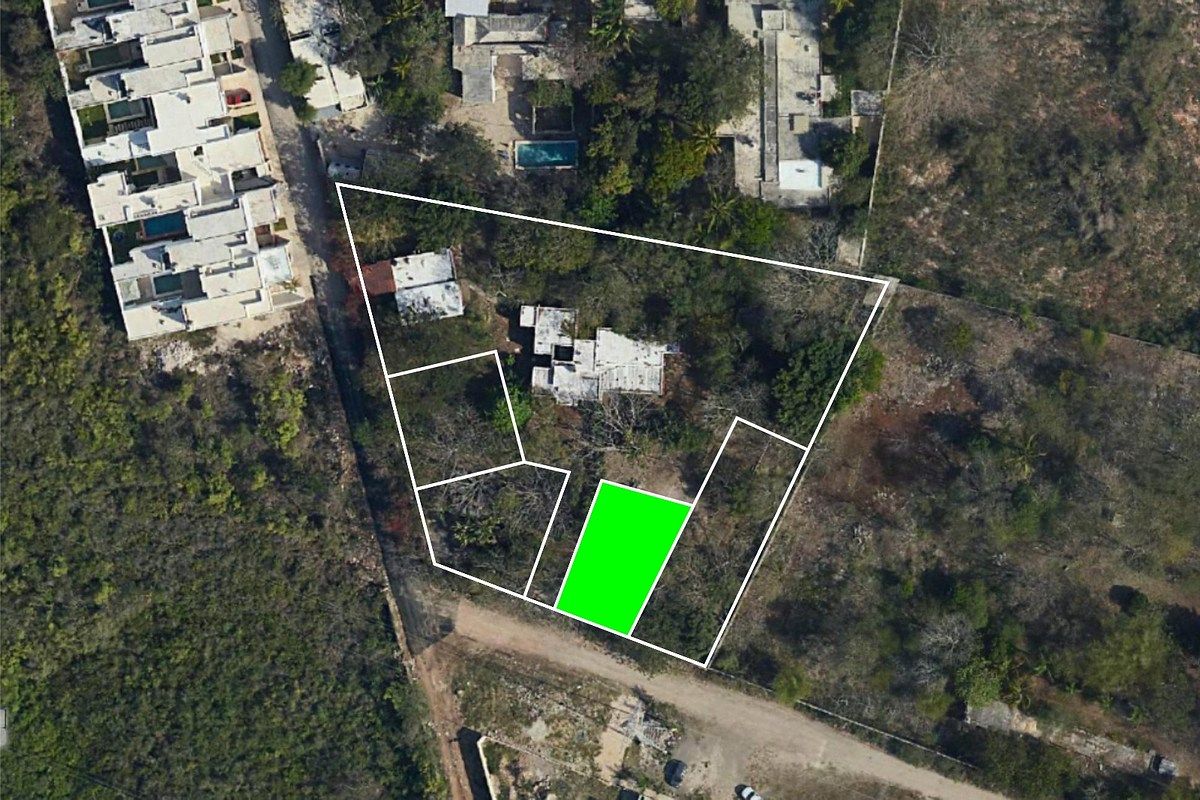 TERRENO COM EXCELENTE LOCALIZAÇÃO À VENDA EM SANTA RITA CHOLUL, MÉRIDA, YUCATÁN, foto 1 de 10