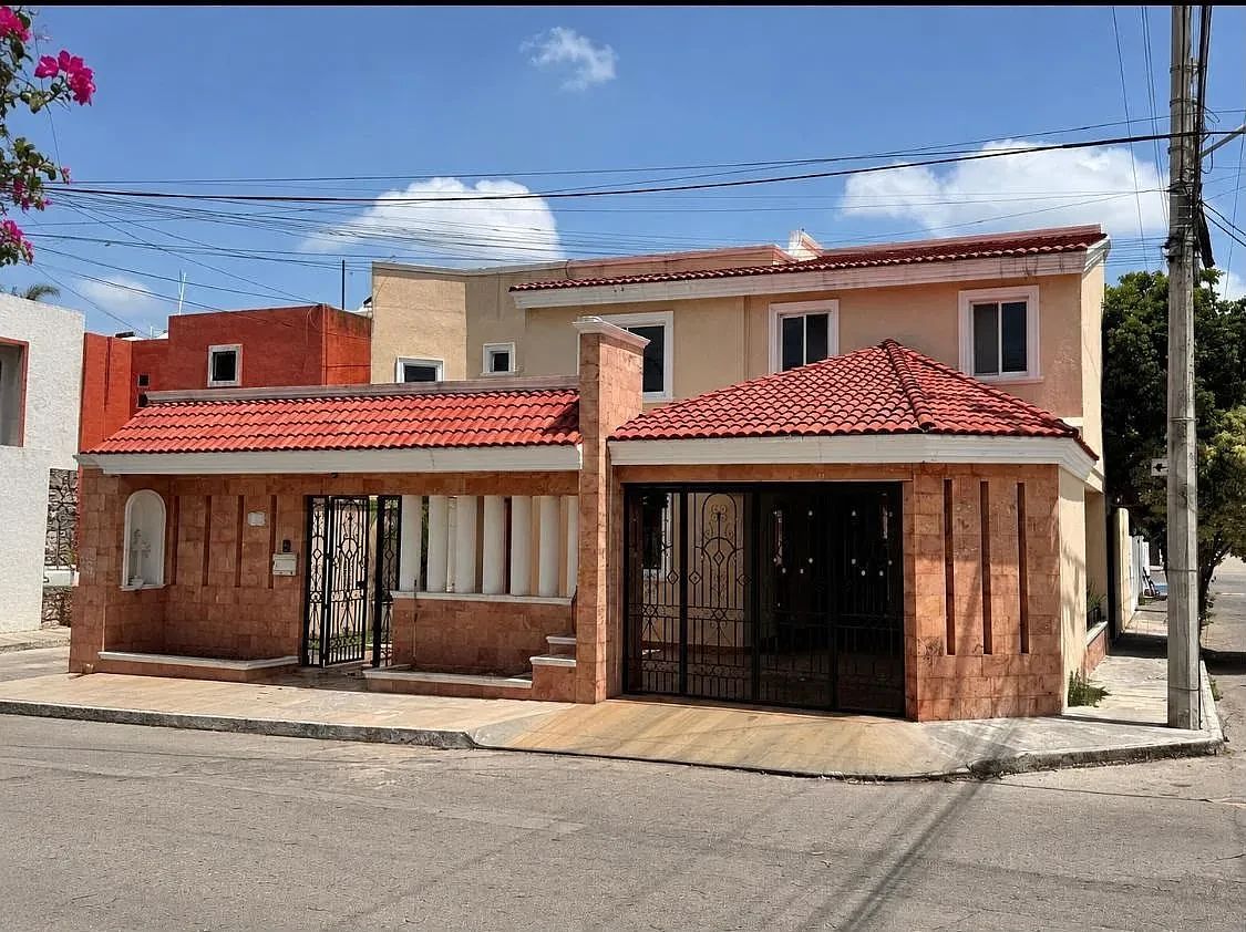 Casa em Pensiones, Mérida, foto 2 de 12