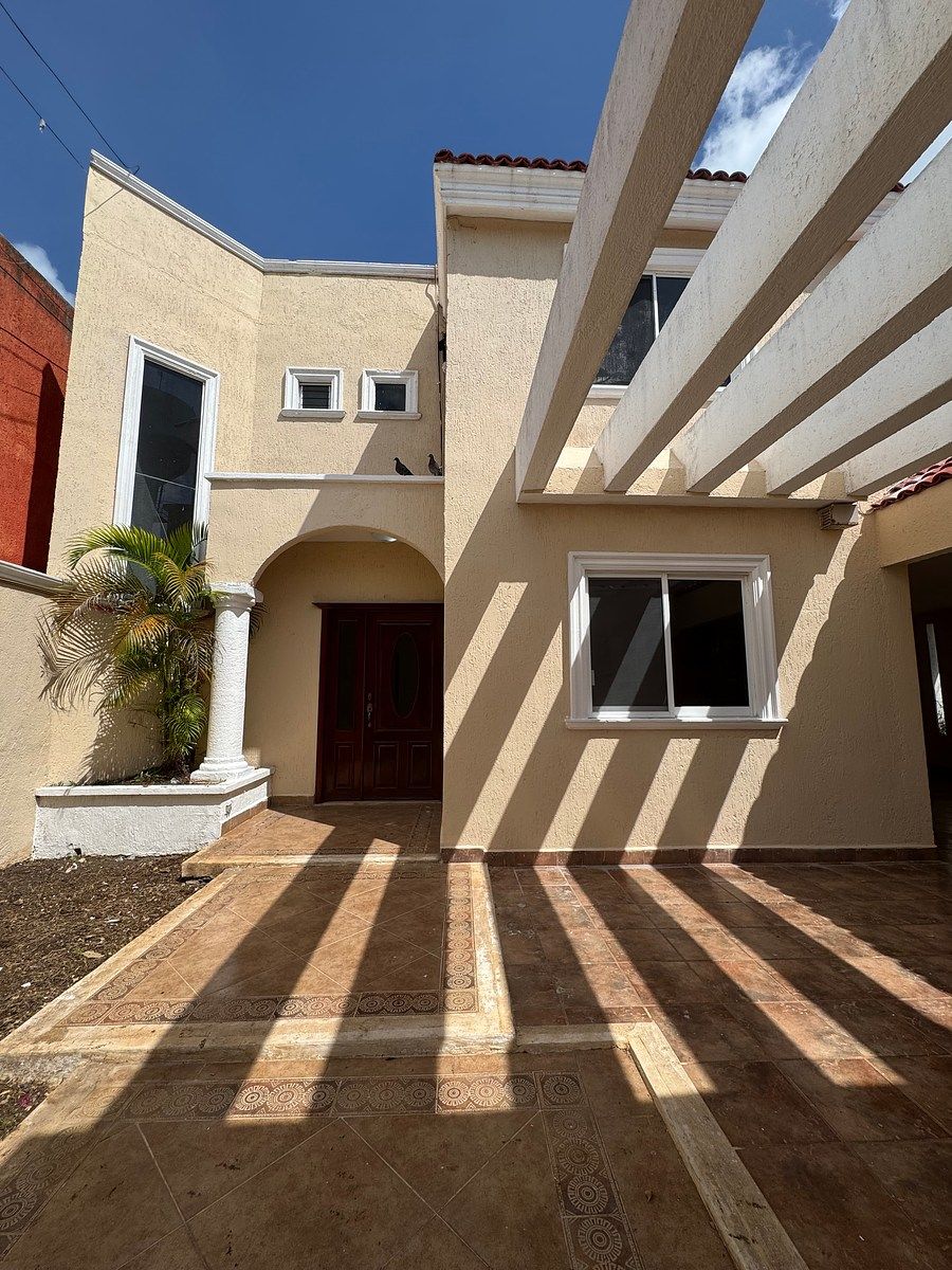 Casa en Pensiones, Mérida, foto 2 de 15