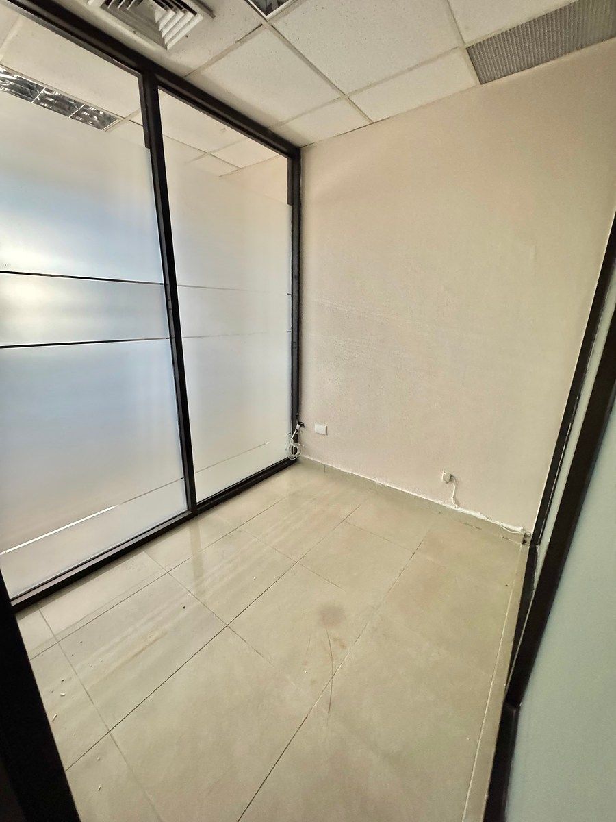 Oficina en La Castellana, Santo Domingo Centro (Distrito Nacional), foto 4 de 8