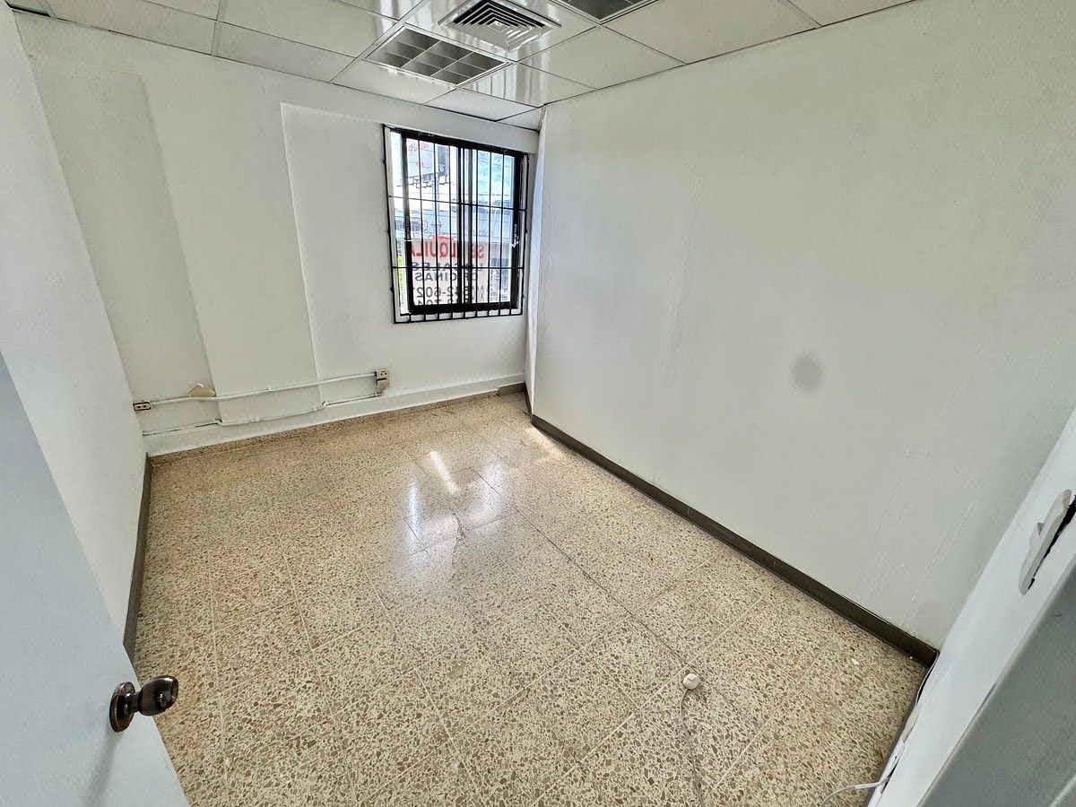 Oficina en La Castellana, Santo Domingo Centro (Distrito Nacional), foto 4 de 8