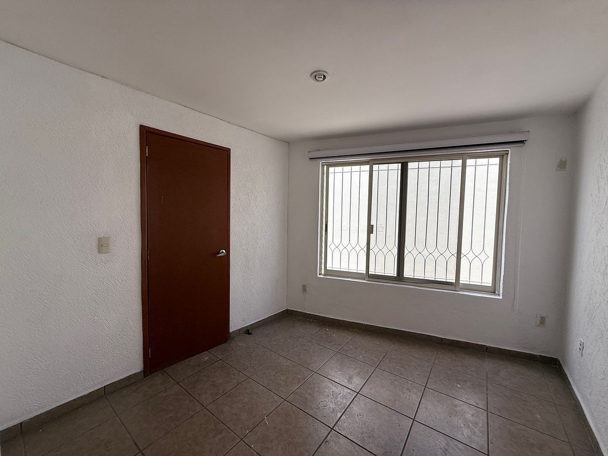 Casa en Bosques de La Victoria, Guadalajara, foto 5 de 16