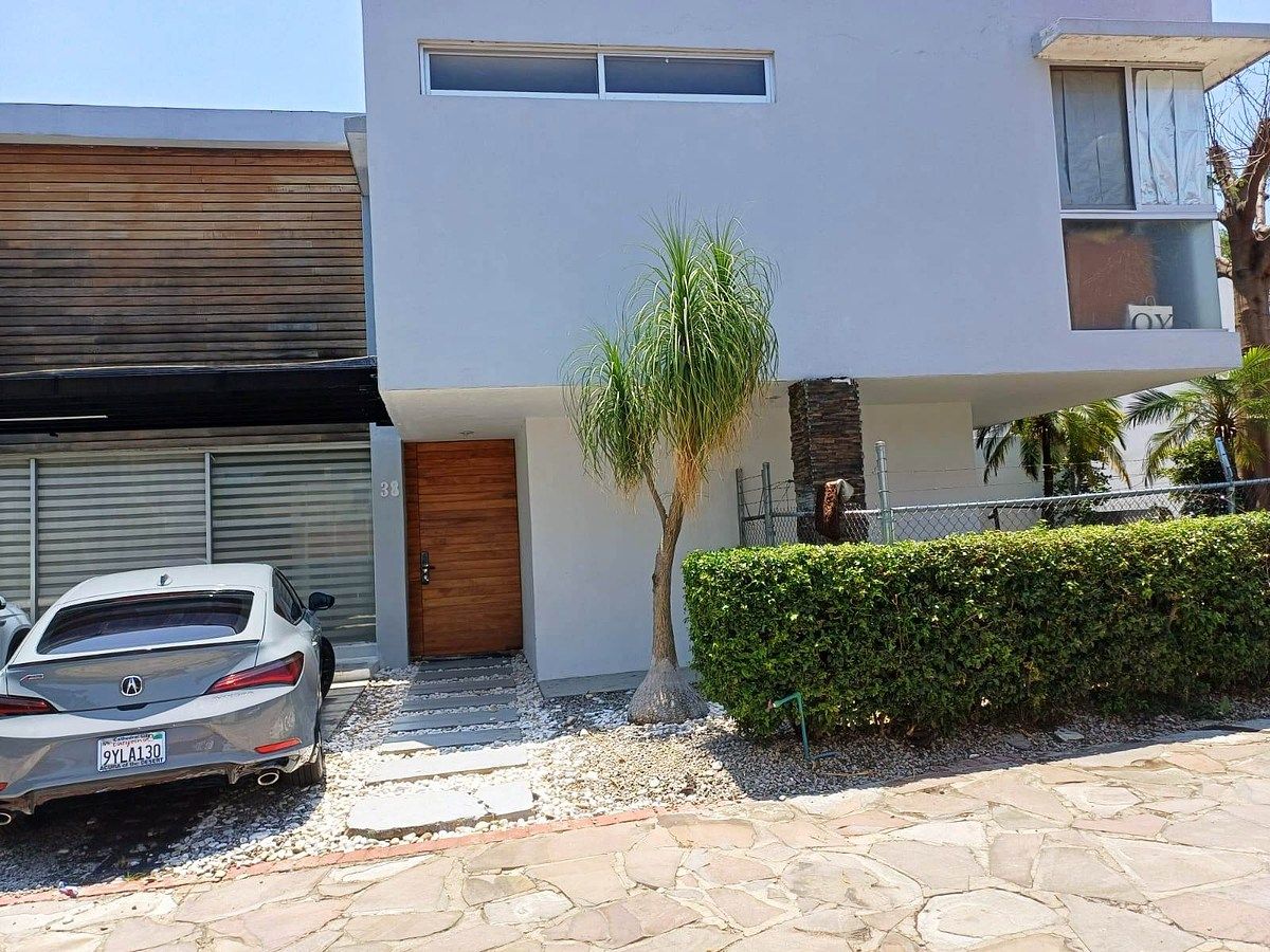 Casa em condomínio fechado em Tulipanes, Tlajomulco de Zúñiga, foto 2 de 14