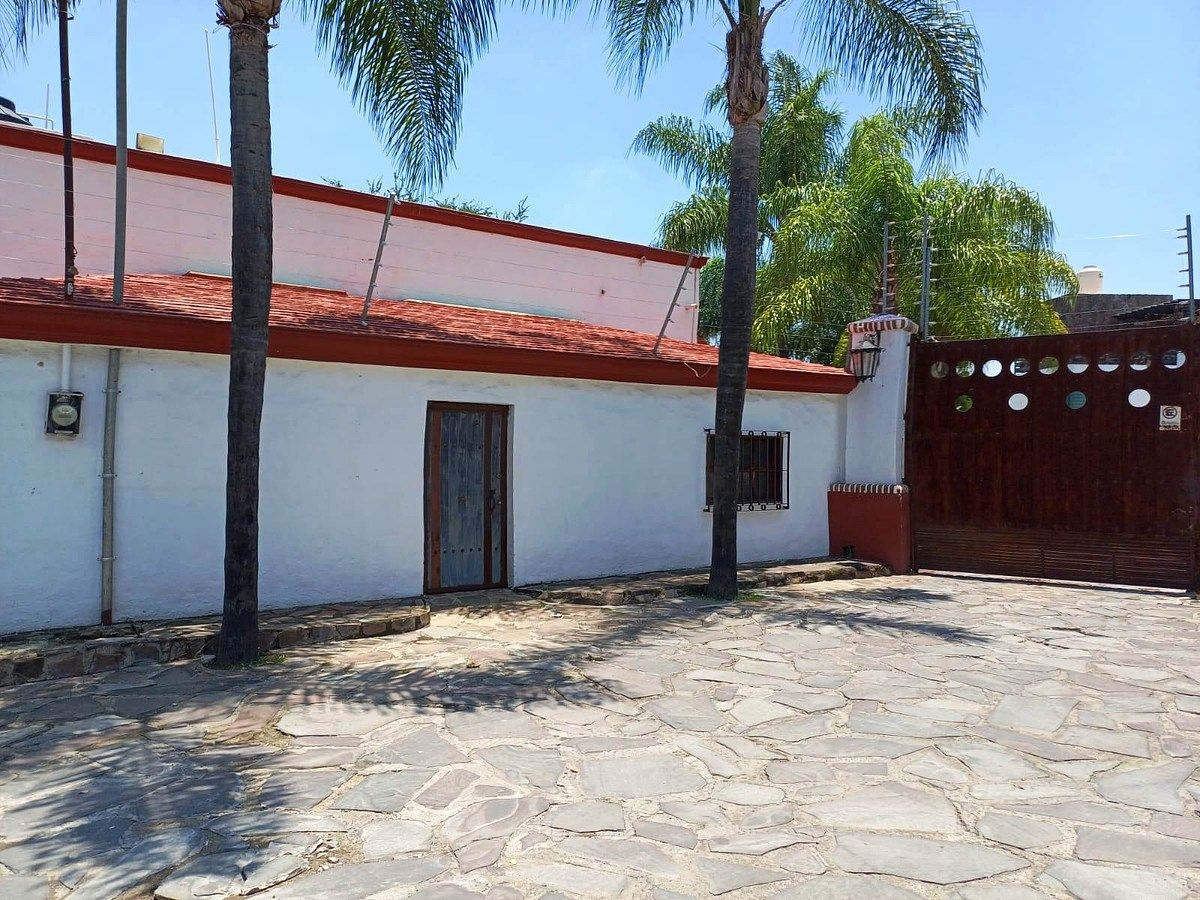 Casa em condomínio fechado em Tulipanes, Tlajomulco de Zúñiga, foto 3 de 14