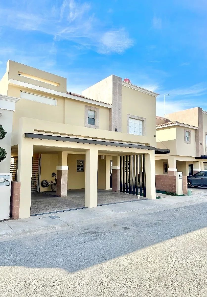 Casa en La Rioja Residencial, Mexicali, foto 2 de 37