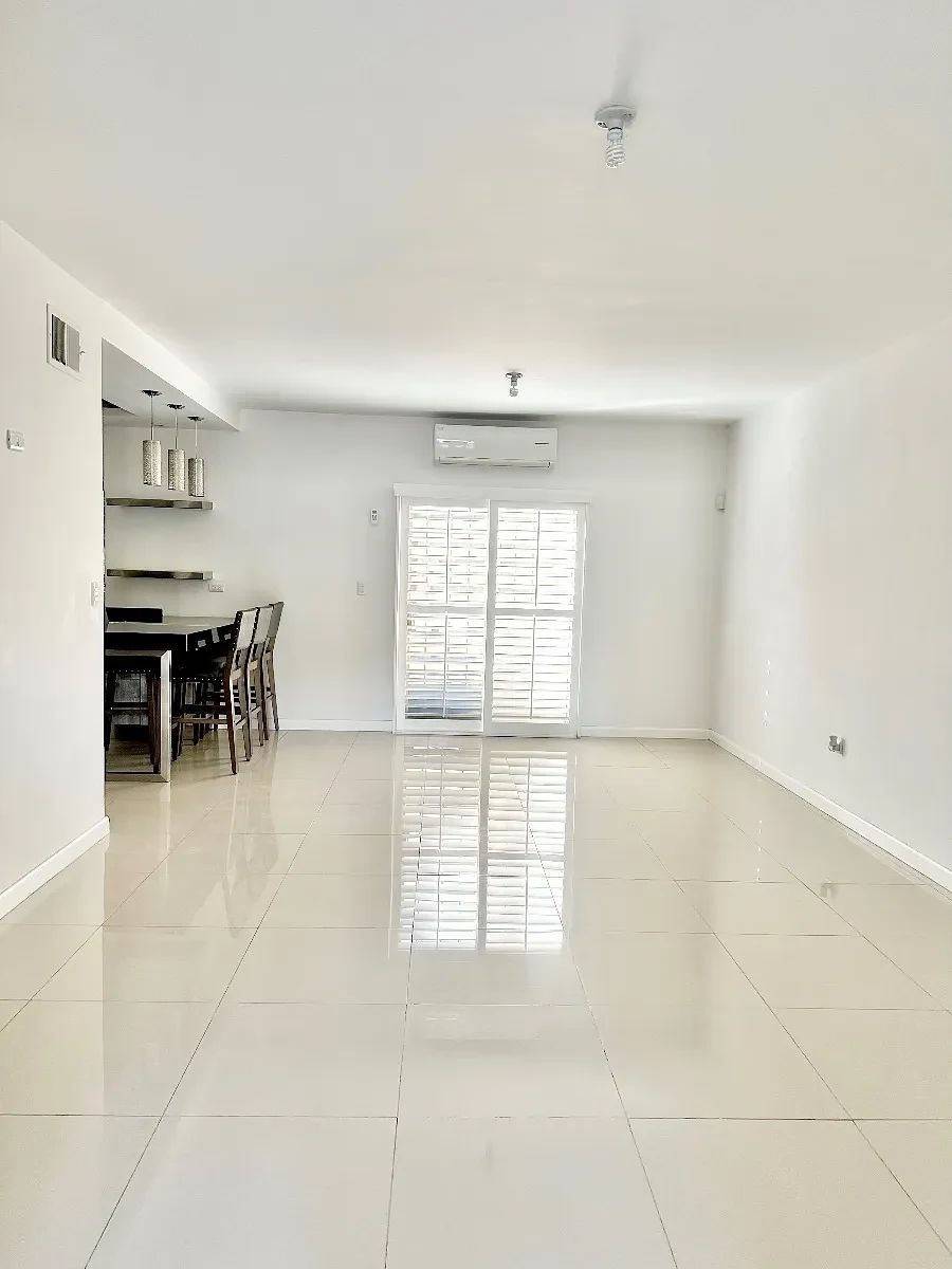 Casa en La Rioja Residencial, Mexicali, foto 7 de 37