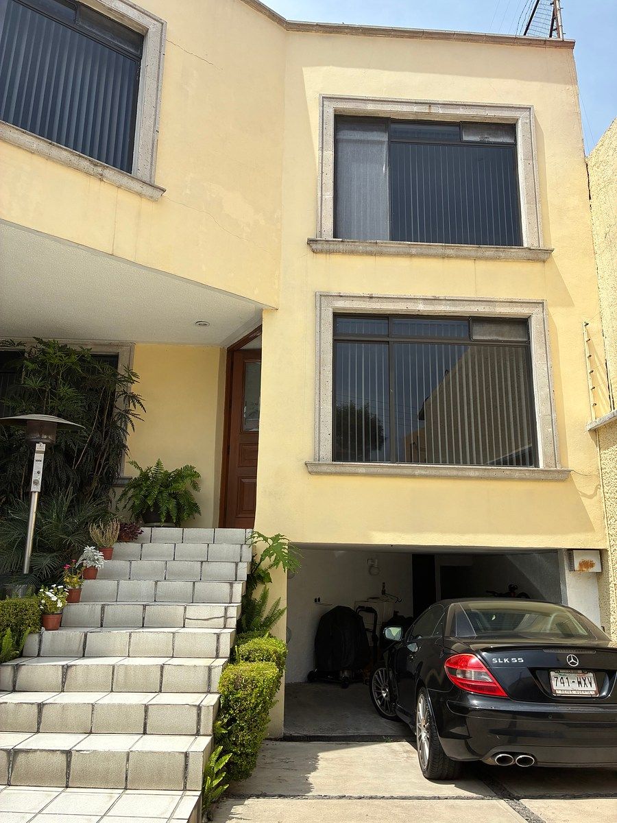 Casa en venta en Colinas del Bosque, TLALPAN, foto 1 de 34