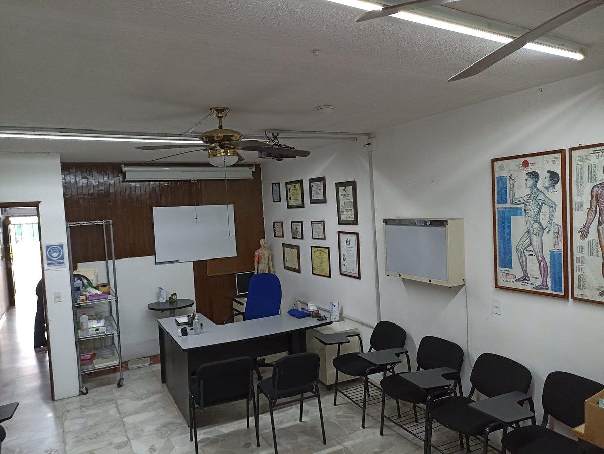 Casa con uso de suelo en Residencial Victoria, Zapopan, foto 9 de 23