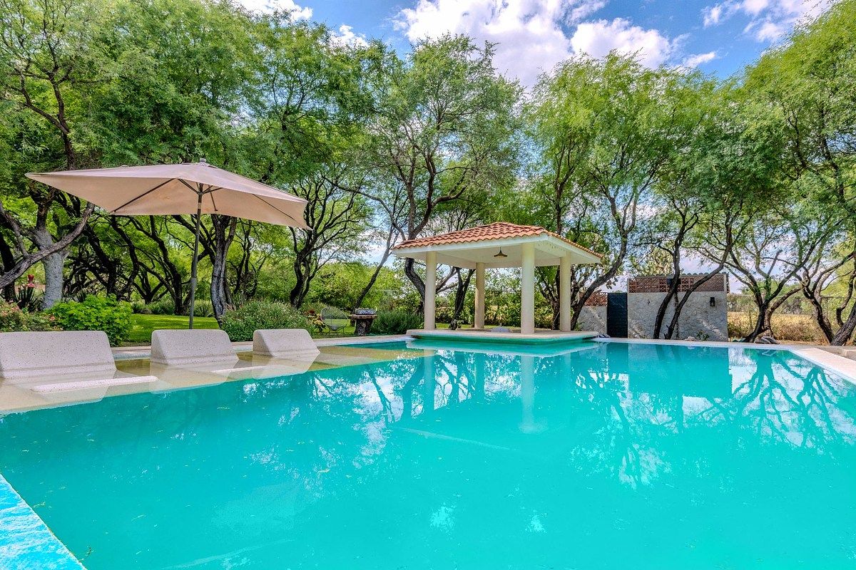 Casa de campo con casita de huéspedes en San Miguel de Allende, foto 1 de 47