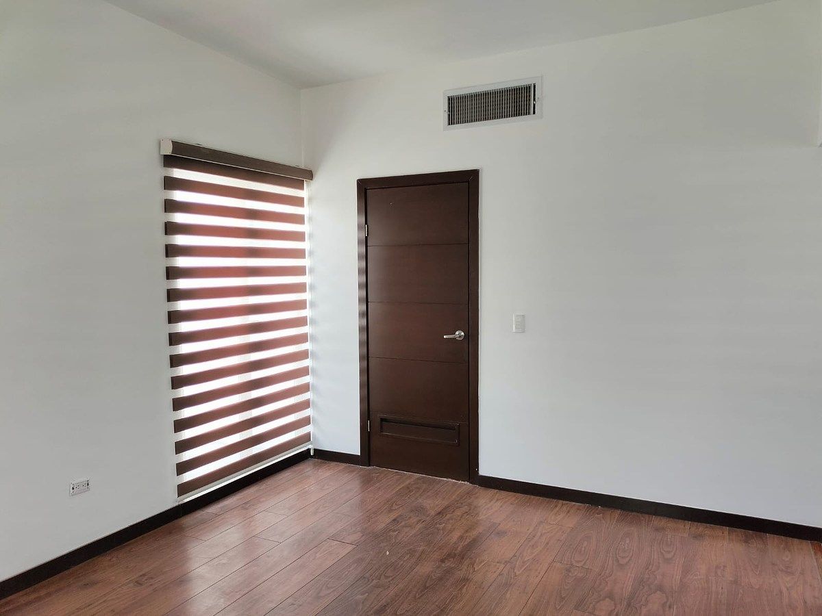 Casa en Encordadas del Valle, Chihuahua, foto 13 de 26