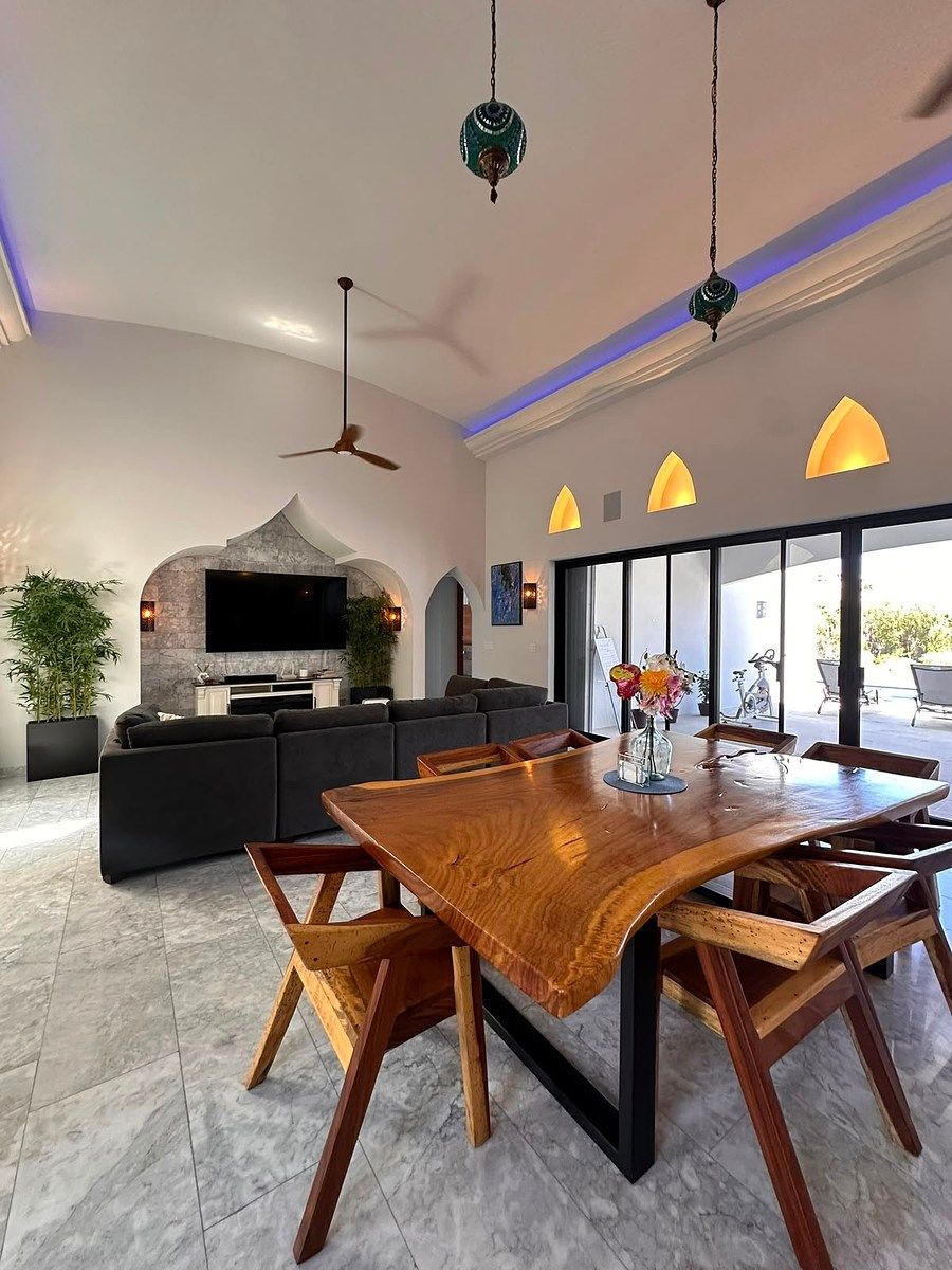 Sala y Comedor con acceso a terraza, photo 2 of 20
