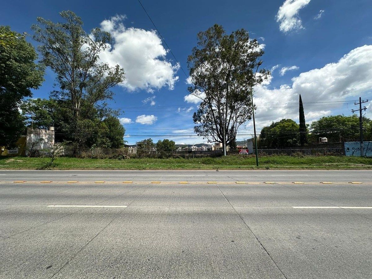 TERRENO NA AV MARIANO OTERO - OPORTUNIDADE PARA DESENVOLVEDORES, foto 1 de 6