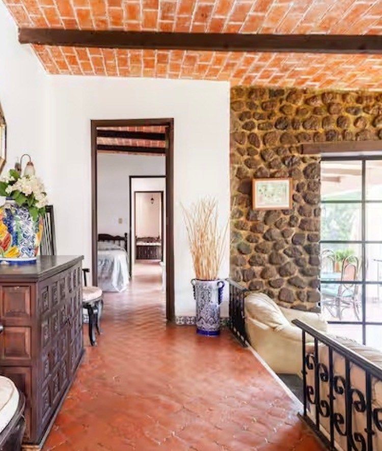 House in San Miguel Acapantzingo, Cuernavaca, photo 8 of 26