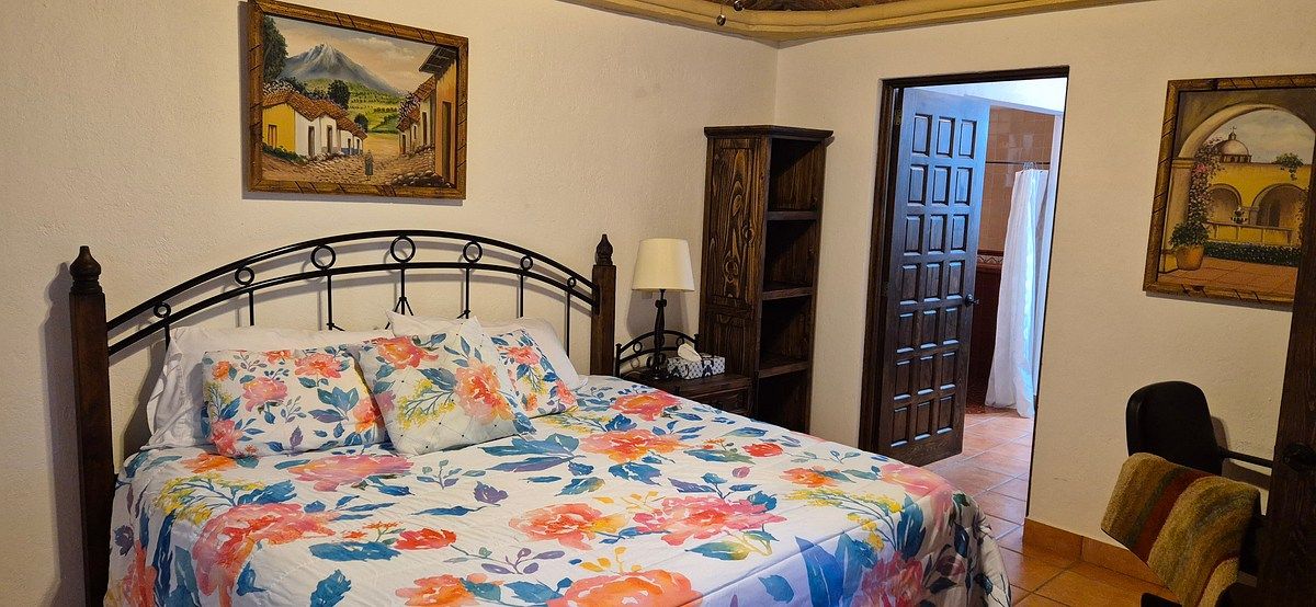 Hidden Villa in Rancho Los Labradores GCH