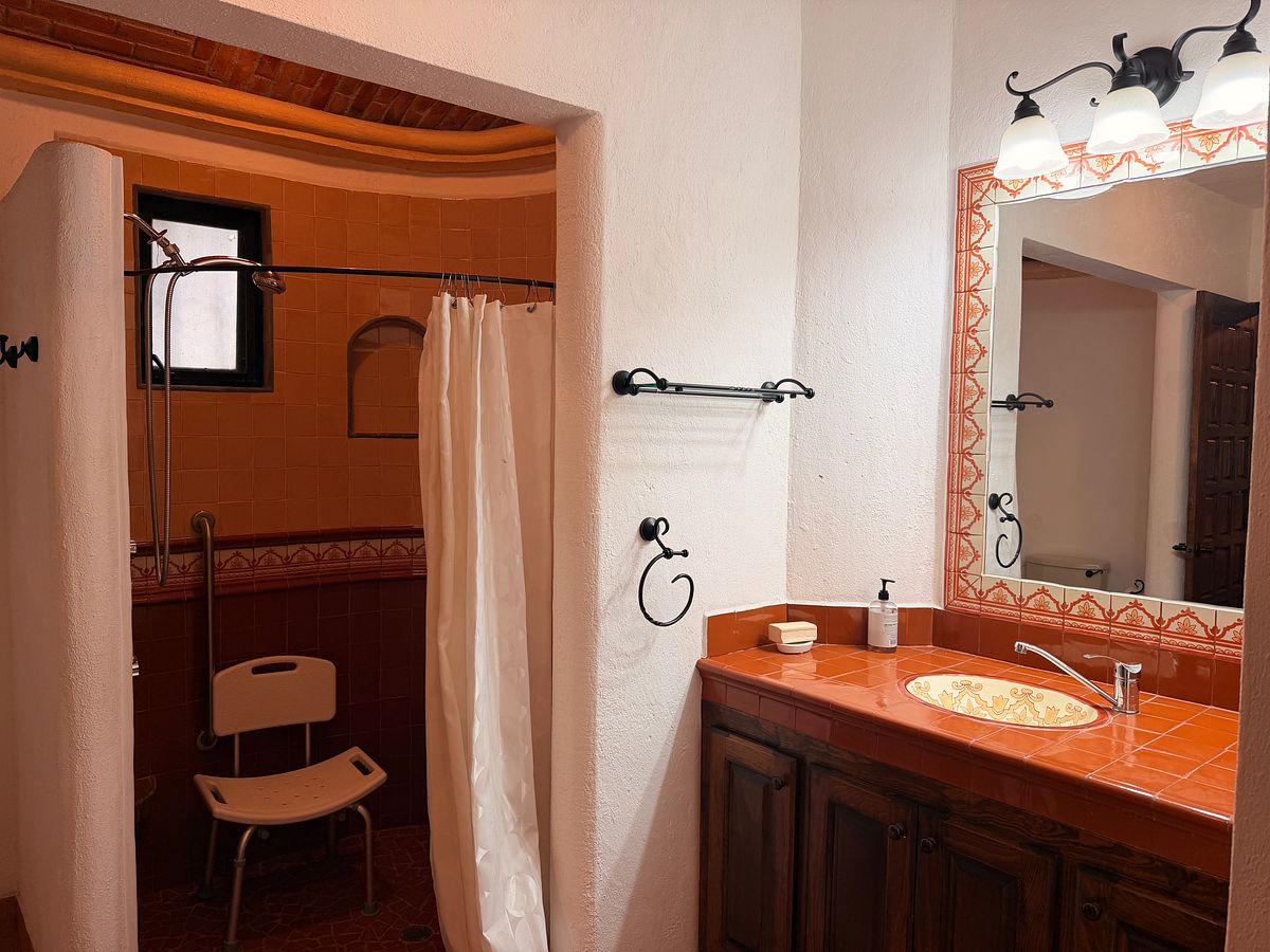 House in Gated Community in Los Labradores, San Miguel de Allende, photo 8 of 12